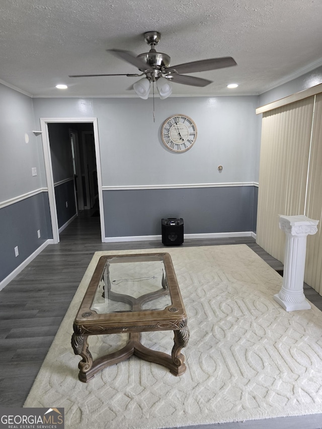 4322 Summerhill Dr, Macon, GA 31204 - sitting room with a ceiling fan, a textured ceiling, wood finished floors, and recessed lighting