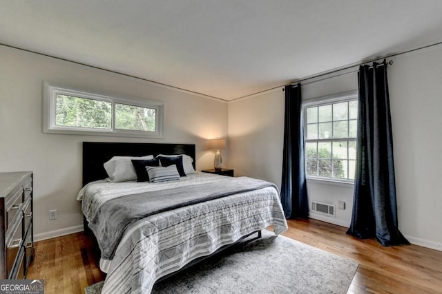 595 Glenforest Rd, Sandy Springs, GA 30328 - bedroom with wood finished floors