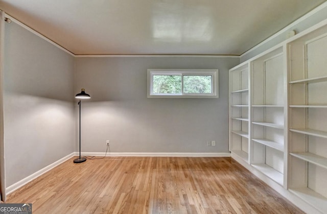 595 Glenforest Rd, Sandy Springs, GA 30328 - unfurnished room with baseboards and wood finished floors