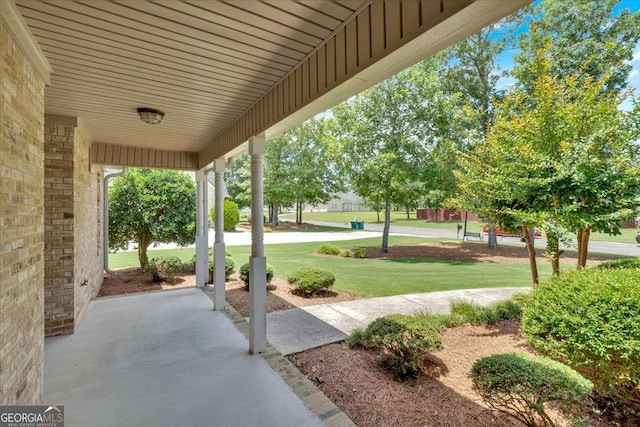 6 Majestic Oaks Way NE, Rome, GA 30165 - porch featuring a lawn