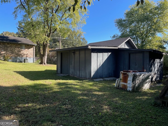 266 Ridge Trl, Riverdale, GA 30274 - view of green lawn with a shed