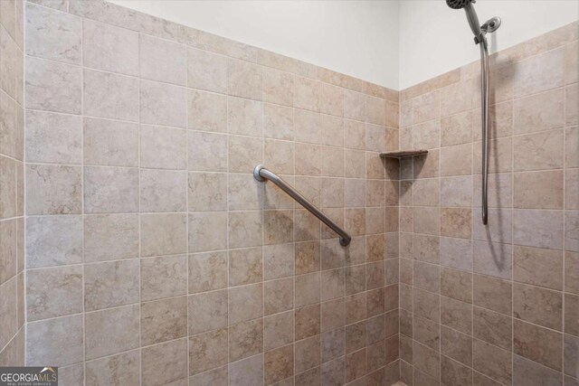 411 Hickory Fairway Ct, Woodstock, GA 30188 - full bath featuring tiled shower