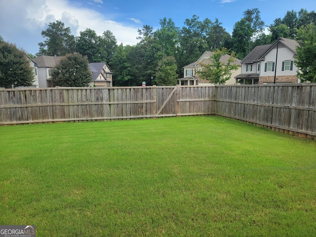 2424 Saint Andrews Rdg, College Park, GA 30337 - view of fenced backyard