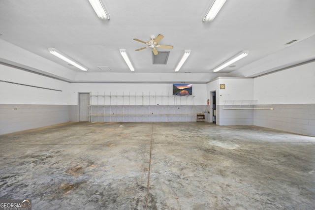 152 Lace Field Ln, Lavonia, GA 30553 - garage with a ceiling fan
