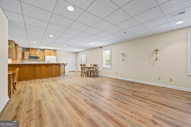 152 Lace Field Ln, Lavonia, GA 30553 - living room featuring light wood-style floors, a paneled ceiling, and recessed lighting