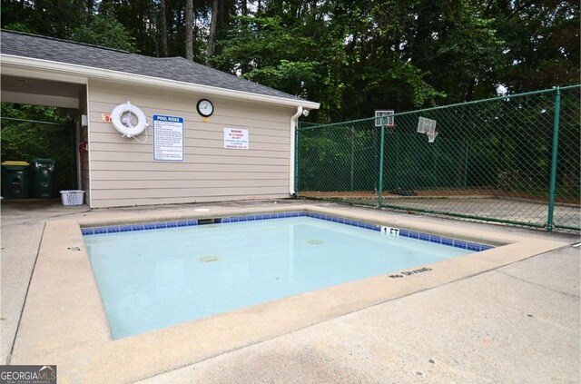 2864 Wyndcliff Ct, Marietta, GA 30066 - view of community pool