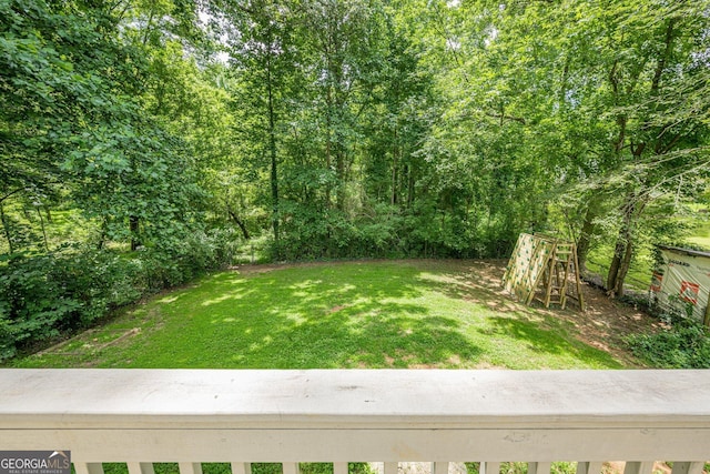 5868 Kingswood Ct NW, Norcross, GA 30093 - view of green lawn