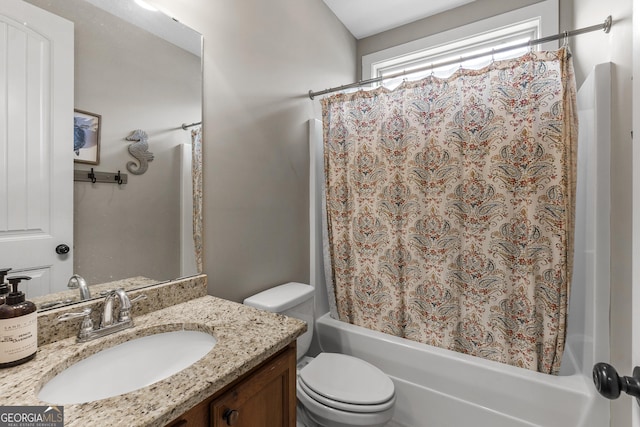 206 Barnyard Way, Perry, GA 31069 - bathroom with shower / bath combo and vanity