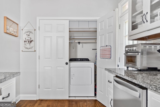 507 Wintergreen Way, Canton, GA 30115 - laundry area featuring washer / dryer and dark wood finished floors