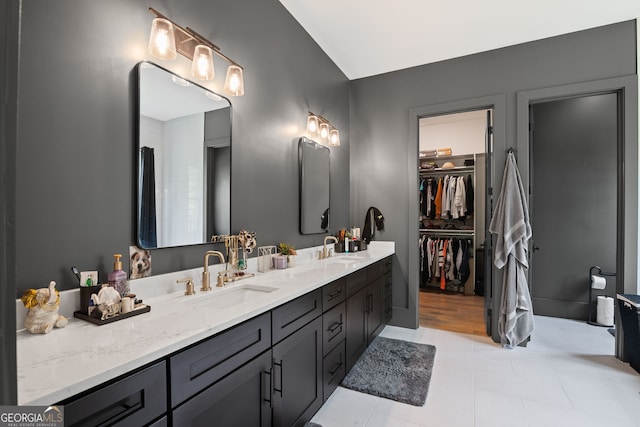 40 Fernbank Way, Newnan, GA 30265 - full bath with double vanity and a spacious closet