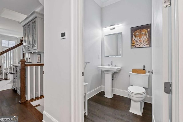 18 Peachtree Ave NE Unit 5, Atlanta, GA 30305 - bathroom with wood finished floors