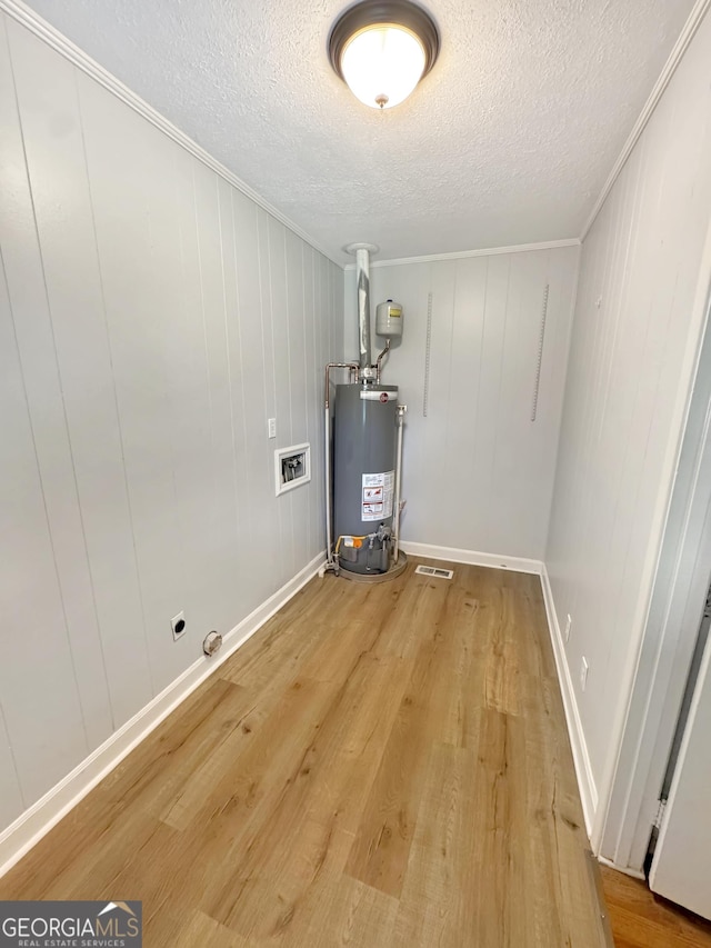 314 Pine St, Barnesville, GA 30204 - utility room featuring gas water heater
