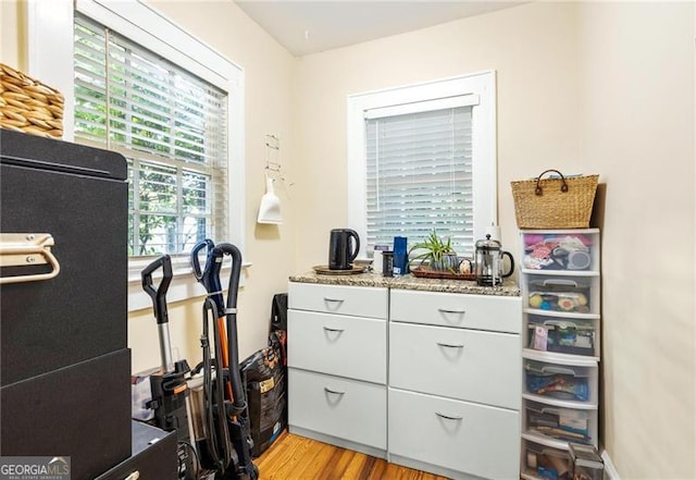348 7th St NE, Atlanta, GA 30308 - home office with light wood finished floors