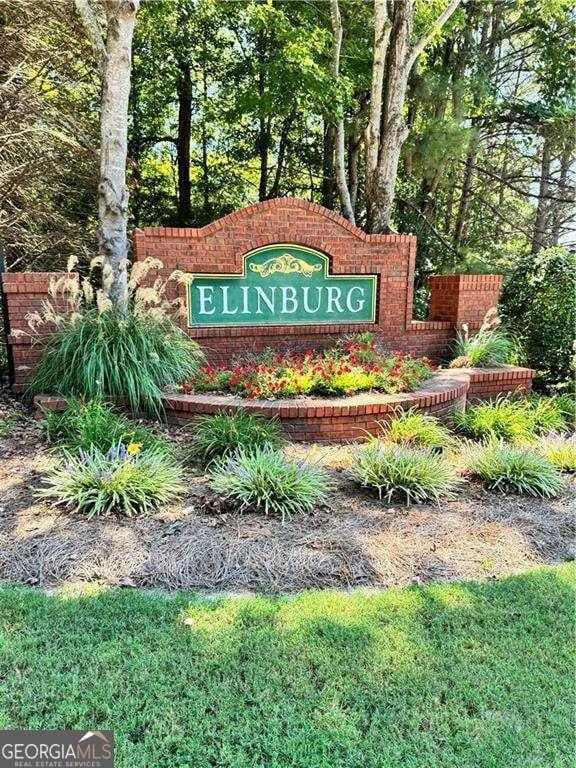 3560 Elinburg Dr, Buford, GA 30519 - view of community sign