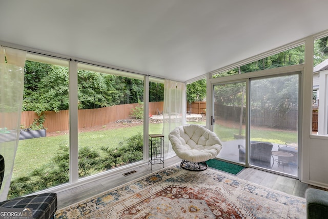 7250 Hunters Branch Dr, Atlanta, GA 30328 - sunroom with plenty of natural light