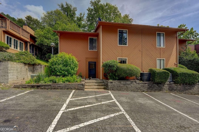 834 Lake Hollow Blvd SW, Marietta, GA 30064 - view of front of house featuring uncovered parking