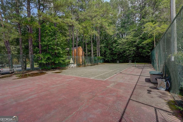 834 Lake Hollow Blvd SW, Marietta, GA 30064 - view of tennis court