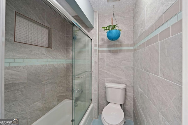 834 Lake Hollow Blvd SW, Marietta, GA 30064 - full bath with enclosed tub / shower combo and toilet
