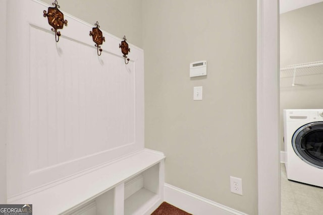 21 Creekview Dr SE, Cartersville, GA 30120 - laundry room featuring washer / dryer and baseboards