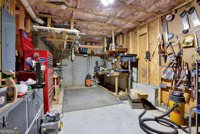 21 Creekview Dr SE, Cartersville, GA 30120 - basement featuring a workshop area and electric panel