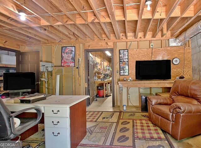 115 Shoal Creek Dr, Sharpsburg, GA 30277 - office space featuring concrete floors