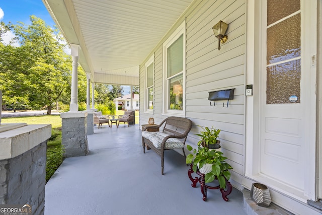514 S Jefferson St, Washington, GA 30673 - view of porch
