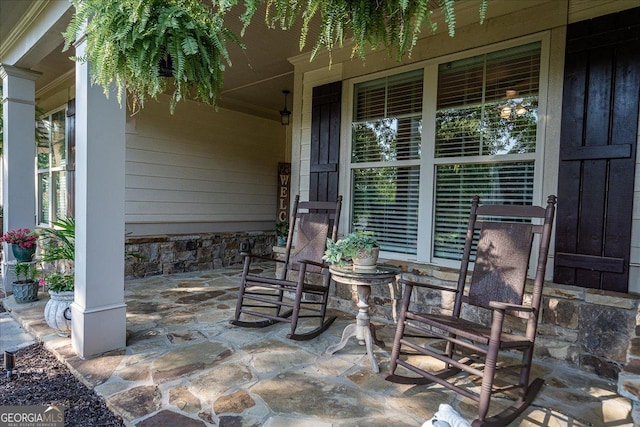 112 Sterling Lake Way, Jefferson, GA 30549 - view of porch