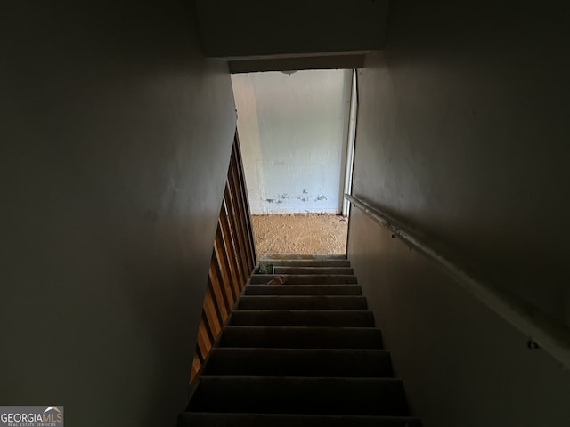 1701 Charmeth Rd, Lithonia, GA 30058 - view of stairway