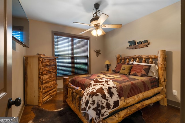 4 Bluff Ct SE, Cartersville, GA 30120 - bedroom with wood finished floors and a ceiling fan