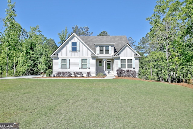 192 Greyfairs Ave, Senoia, GA 30276 - craftsman inspired home featuring board and batten siding and a front yard