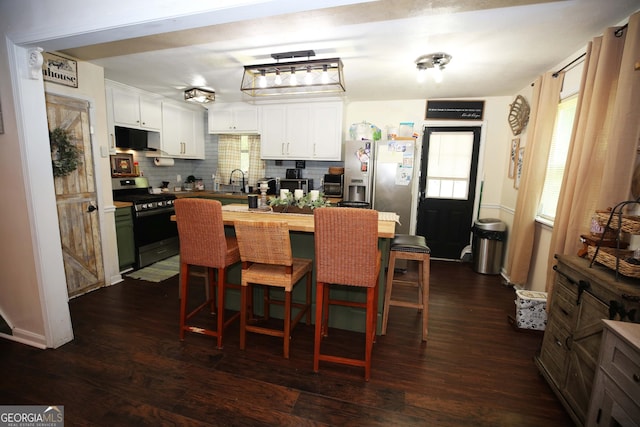 3227 Due W Rd, Dallas, GA 30157 - dining area with dark wood-style flooring