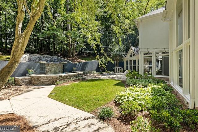 625 Wynfield Ct, Roswell, GA 30076 - view of grassy yard