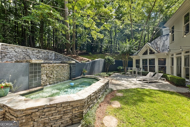 625 Wynfield Ct, Roswell, GA 30076 - view of yard with an in-ground hot tub and a patio