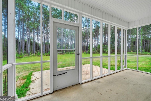 605 Live Oak Way, Dublin, GA 31021 - view of unfurnished sunroom