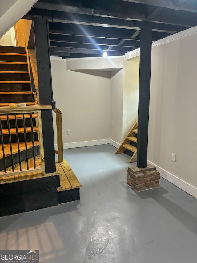 1460 Hartford Ave SW, Atlanta, GA 30310 - finished basement with stairs and baseboards