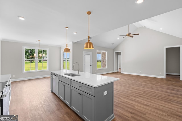 9 Honeysuckle Dr, Claxton, GA 30417 - kitchen with gray cabinetry, open floor plan, healthy amount of natural light, a ceiling fan, and recessed lighting