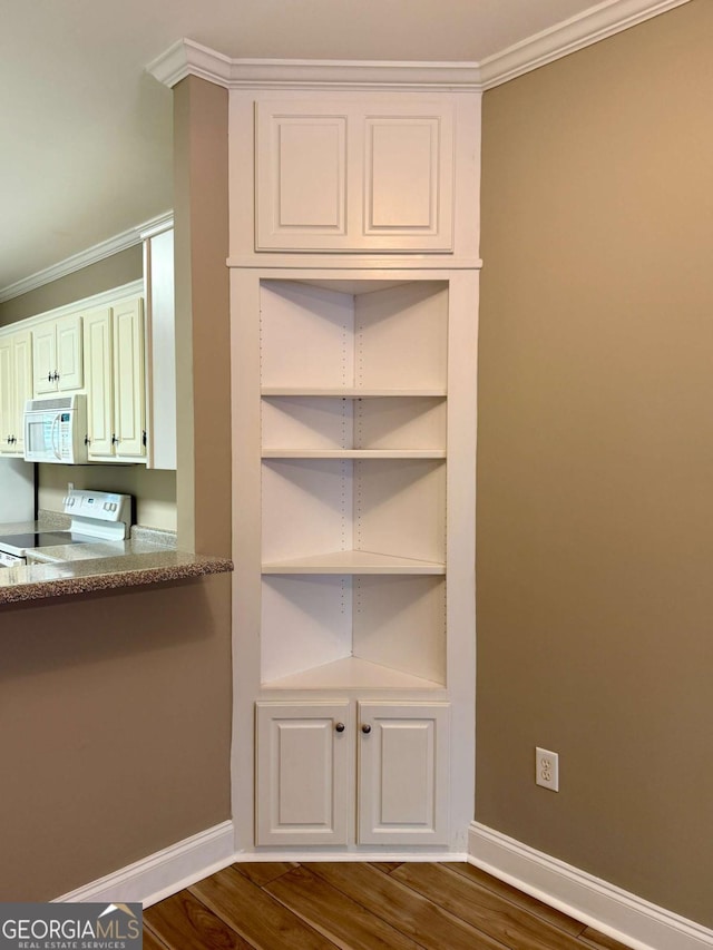 460 Barnett Shoals Rd Unit 5A, Athens, GA 30605 - view of pantry