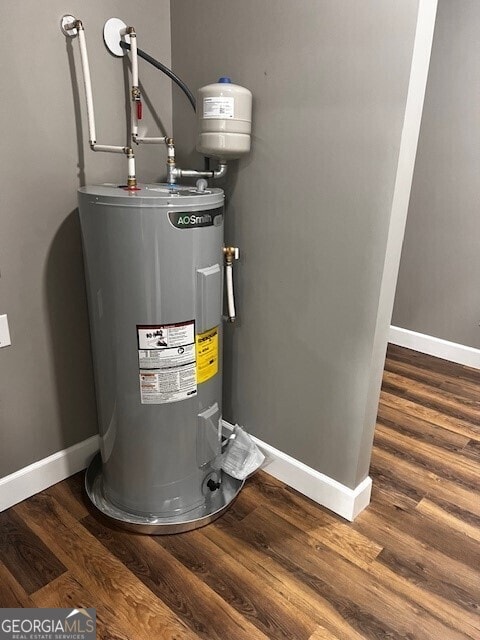 110 Williamson St SW, Rome, GA 30165 - utilities featuring electric water heater