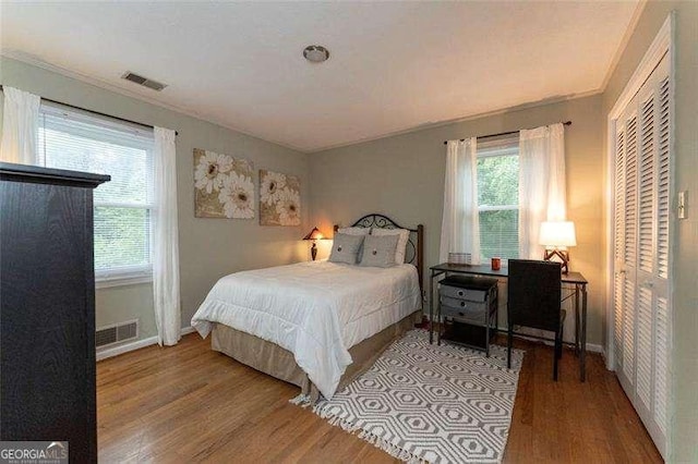 160 Edgewood Dr, Athens, GA 30606 - bedroom with wood finished floors and baseboards