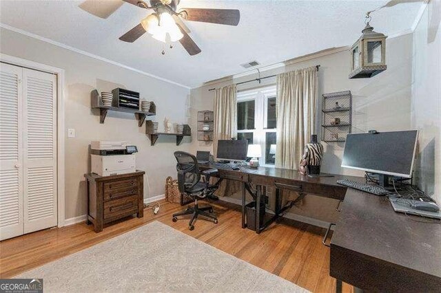 160 Edgewood Dr, Athens, GA 30606 - home office featuring crown molding, wood finished floors, and a ceiling fan