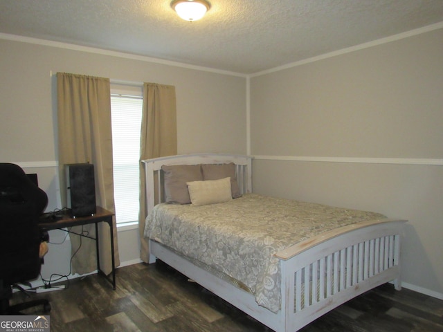 14 Henderson Rd, Cleveland, GA 30528 - bedroom with dark wood-style flooring, multiple windows, a textured ceiling, and crown molding