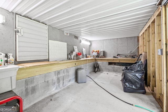 456 Timber Ct, Clarkesville, GA 30523 - view of garage
