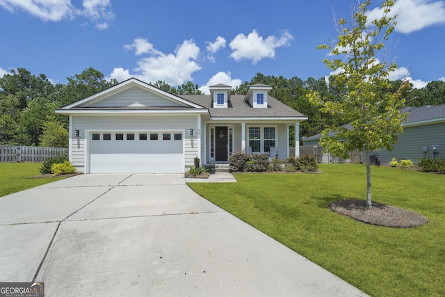 80 Rimmon Ct, Richmond Hill, GA 31324 - view of front of house featuring driveway and a garage