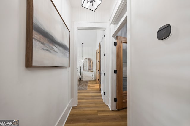 639 Frank Crook Rd, Canon, GA 30520 - corridor featuring wood finished floors and baseboards