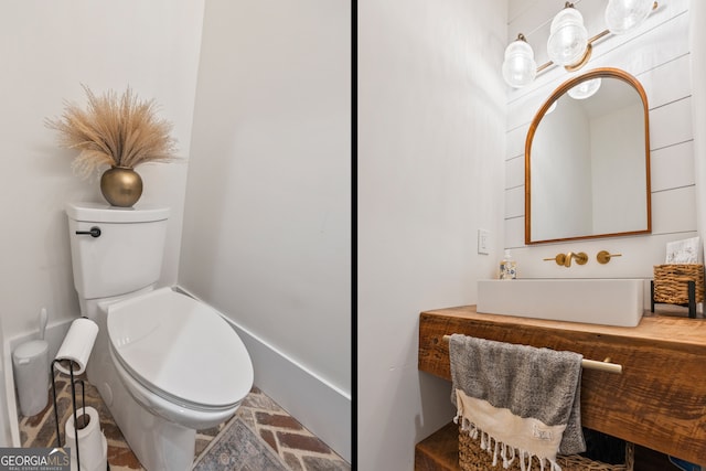 639 Frank Crook Rd, Canon, GA 30520 - bathroom featuring toilet and a sink