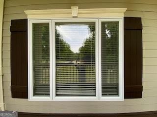 852 Georgetowne Dr, Winder, GA 30680 - doorway to property