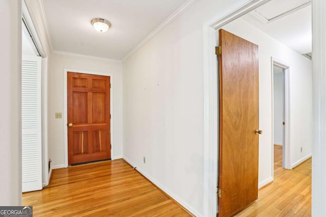 415 Haven Ln, Marietta, GA 30066 - hallway featuring light wood-style flooring and crown molding