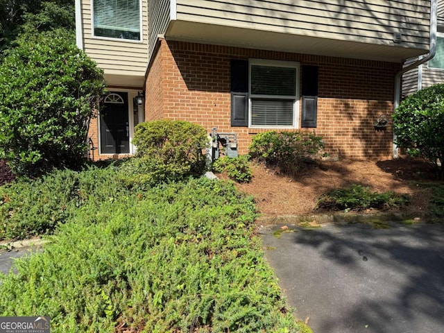 40 Dunwoody Springs Dr, Atlanta, GA 30328 - view of exterior entry with brick siding