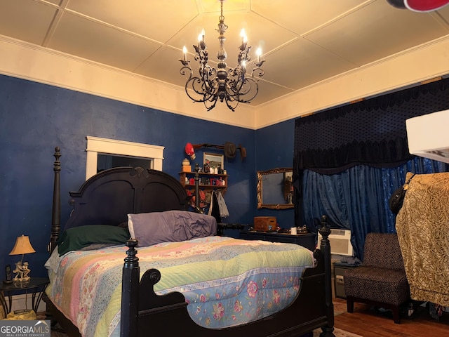 5321 Oak St, Eastman, GA 31023 - bedroom featuring a chandelier
