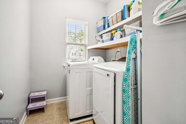 2755 Evan Manor Ln, Cumming, GA 30041 - washroom featuring washing machine and dryer and baseboards